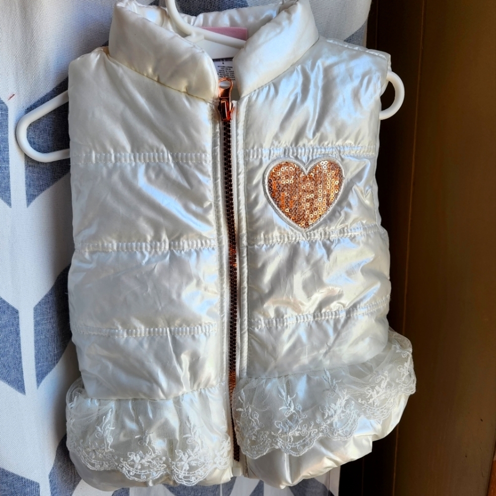 Little Lass girls size 4 white and gold fashion vest